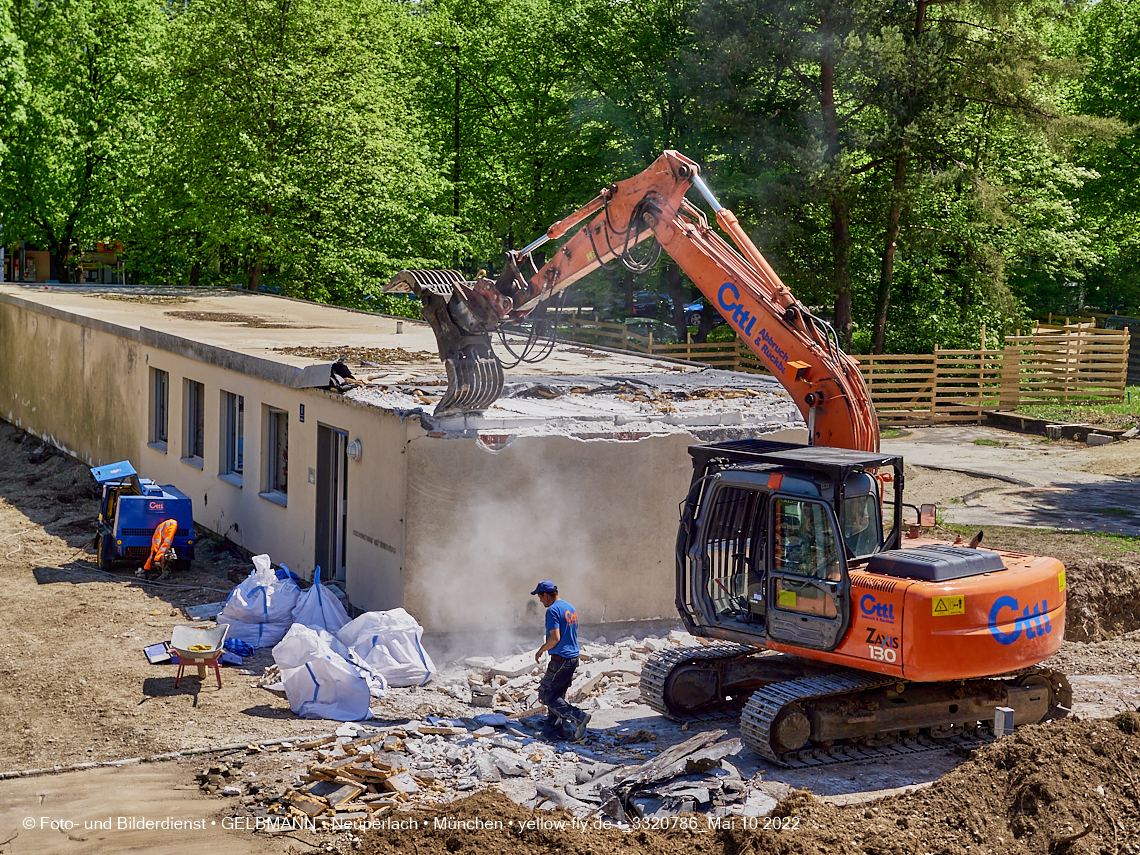 10.05.2022 - Baustelle am Haus für Kinder in Neuperlach